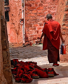 Хроника. В провинции Сычуань арестованы тибетские монахи и миряне