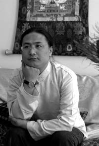 Новая книга доктора Ниды Ченагцанга: "Тибетский массаж Ку Нье  для профессионалов и домашнего применения"