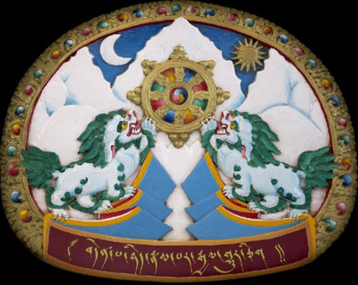 Далай-лама ратифицировал конституционные поправки по передаче политической власти выборным лидерам