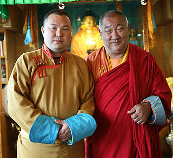 Президент и Хамбо-лама Монголии посетят главный храм Калмыкии