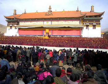 ООН требует от китайских властей информацию о пропавших тибетских монахах
