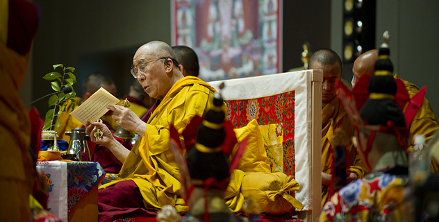 Далай-лама завершил посвящение Ваджрадхату