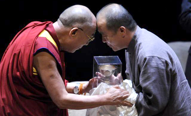Ван Лисюн. Мои четыре встречи с Его Святейшеством Далай-ламой. Встреча первая