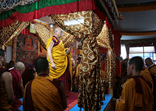 Его Святейшество Далай-лама назвал главных учеников посвящения Калачакры