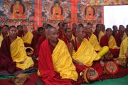 Монахи монастырей Гьюто и Гьюдмед завершили церемонию освящения ступы Махабодхи в Бодхгае