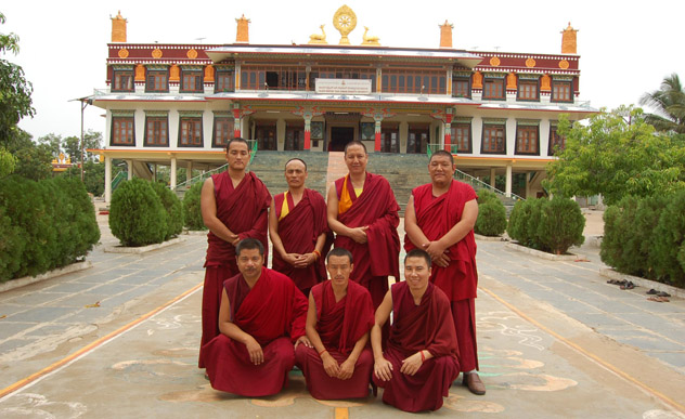 Монахи тибетского монастыря Палден Таши Дрепунг Гоманг Дацан начинают свой третий официальный визит по России