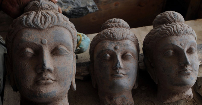 Полиция Пакистана предотвратила контрабанду буддийских скульптур