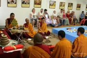 Фото и видео. Тибетские монахи поразили ростовчан мандалой, танцами и горловым пением
