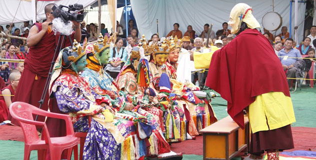Его Святейшество Кармапа принял участие в 25-й церемонии Мила Се-Чам
