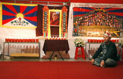 В Тайбэе проводится 49-часовая голодовка в поддержку разрешения кризиса в Тибете