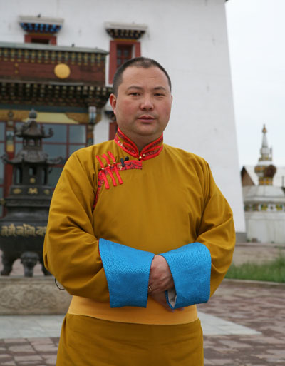 Буддийский Новый год надо посвятить добрым делам, считает верховный лама Калмыкии
