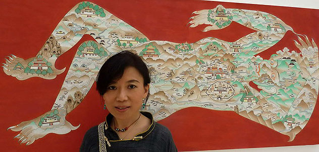 Тибетская поэтесса Церинг Осер удостоена престижной премии для "отважных женщин" за 2013 год