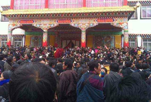 В Тибете прошли массовые молебны по погибшим в самосожжениях