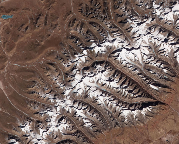 Тибетские ледники уменьшаются на вершинах