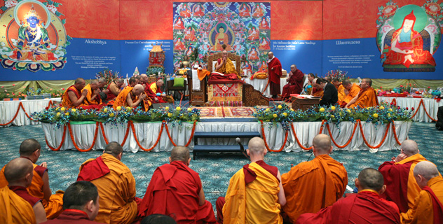 Видео. Учения Его Святейшества Далай-ламы для буддистов России