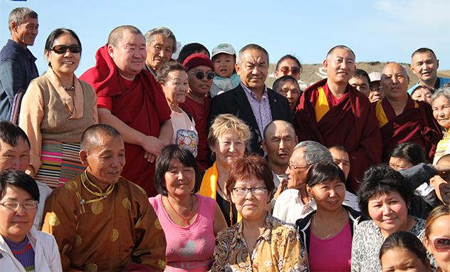 Представитель Его Святейшества Далай-ламы в России и странах СНГ направил поздравления новому Камбы-ламе Республики Тыва Лобсану Гьяцо
