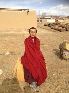 В тибетских округах провинции Амдо продолжаются преследования за одиночные пикеты 