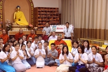 В июне Калмыкию посетила делегация монахов из Мьянмы. Фоторепортаж