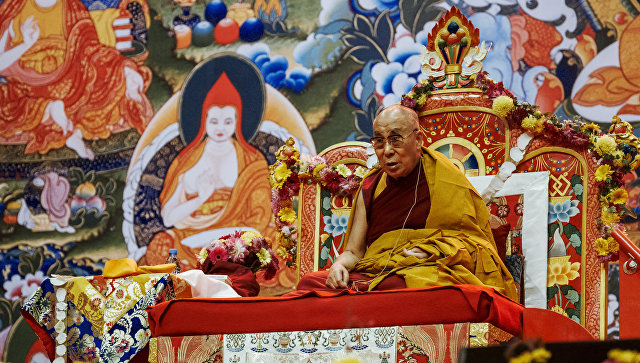 Далай-лама призвал к заботе о других и к размышлению о пустоте