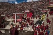 Ларунг Гар: монахов и монахинь принуждают подписывать обязательства не возвращаться на учебу
