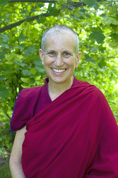 В мае 2018 года Москву посетит буддийская монахиня Тубтен Чодрон