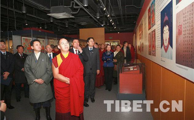 В тибетских монастырях провинций Цинхай и Сычуань проводятся занятия по материалам 18-го партийного съезда