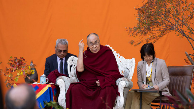 Далай-лама прочел в Токио публичную лекцию «Мы едины – мы одна семья»