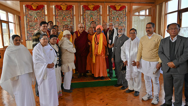 Далай-лама встретился с участниками Межрелигиозного форума