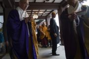 Его Святейшество Далай-лама прибывает в храм Точодзи. Фукуока, Япония. 22 ноября 2018 г. Фото: Тензин Чойджор.