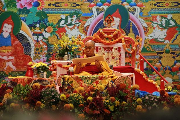 «Судьба мира решится в ближайшие годы». Далай-лама о надеждах на Россию и настоящем счастье