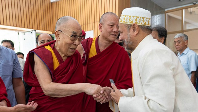 Далай-лама принял участие в конференции «Восхваление разнообразия исламского мира»