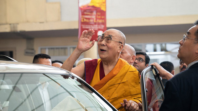 В Дхарамсале состоялся первый день учений Далай-ламы для буддистов из Азии