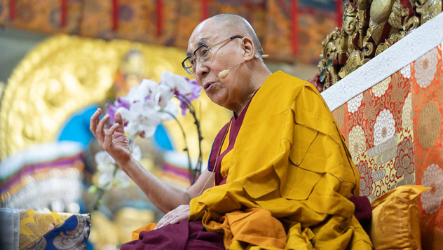 В Дхарамсале состоялся первый день учений Далай-ламы для буддистов из Азии