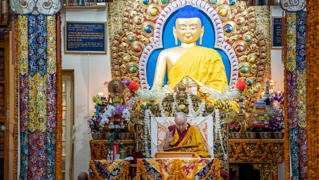 Далай-лама завершил дарование учений для буддистов из стран Азии