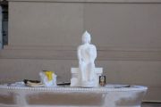 Макет статуи Будды Майтреи, возведенной в Лагани.