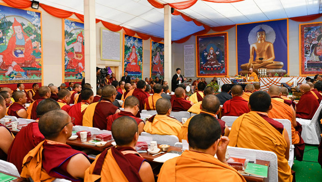 Далай-лама принял участие в симпозиуме по вопросам монашеского образования, приуроченном к 25-летию со дня создания дацана Кирти Шепа