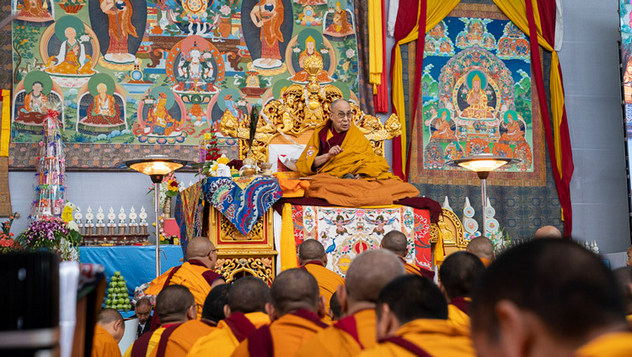 Далай-лама продолжил даровать учения по «Циклу учений Манджушри», начатые им в прошлом году