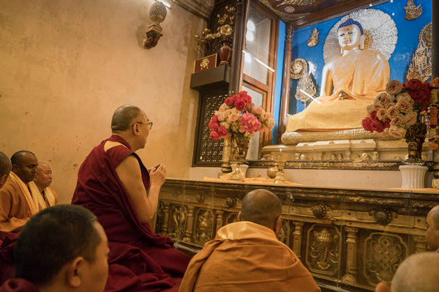 Далай-лама рассказал последователям из Китая, что начитывание мантры Тары поможет  в борьбе с эпидемией коронавируса