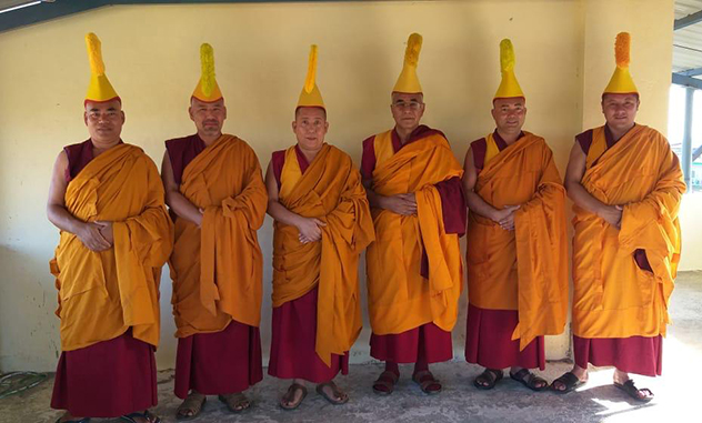 Визит монахов землячества Нгари монастыря Дрепунг Гоманг откладывается 