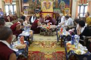 Обсуждение проекта исследования измененных состояний сознания и тукдама с Его Святейшеством Далай-ламой. Декабрь 2019 г.