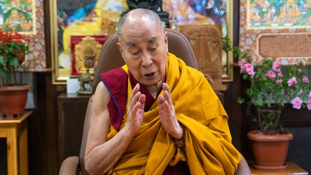 О третьем дне учений Далай-ламы по «Сущности красноречивых изречений» и «Введению в мадхьямаку»