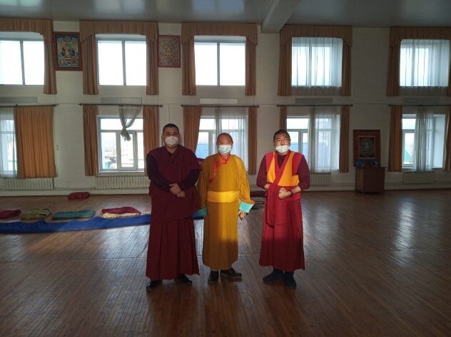 Делегация Калмыкии посетила Буддийский университет «Даши Чойнхорлин»