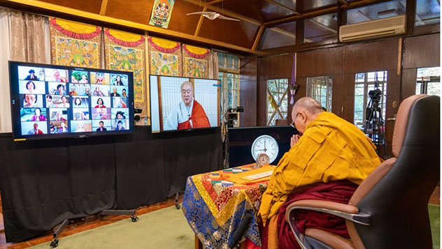 О заключительном дне учений Его Святейшества Далай-ламы по «Сутре сердца» для буддистов из Кореи