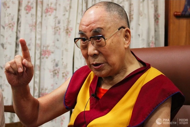 Далай-лама рассказал российским студентам о смысле самопожертвования
