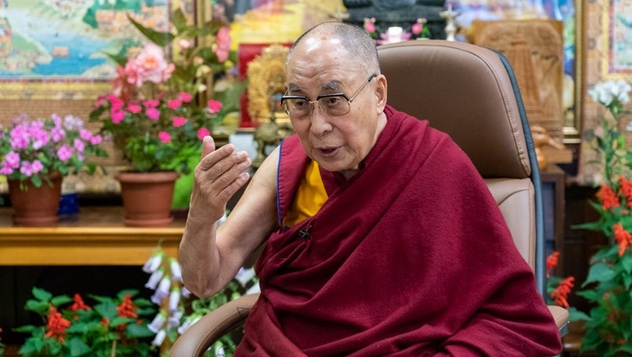Далай-лама принял участие в диалоге «Как сделать мир счастливее»
