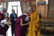 Его Святейшество Далай-лама и лама Сопа Ринпоче во время встречи в Бодхгае, Индии, в январе 2020 г. Фото: офис ЕСДЛ.