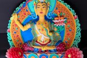 Фоторепортаж. В Нью-Йорке по случаю Дня чудесных деяний Будды Шакьямуни открылась выставка масляных скульптур