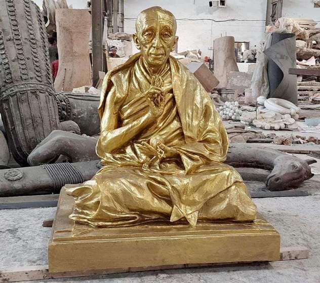 Буддийской Традиционной Сангхе России подарят пять статуй Кушог Бакулы Ринпоче