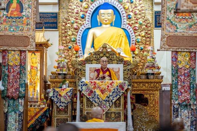 Фоторепортаж. Его Святейшество Далай-лама принял участие в начитывании 100 миллионов мантр «мани»