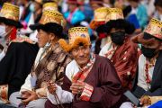 Представители тибетской общины Ладака, собравшиеся, чтобы послушать наставления Его Святейшества Далай-ламы. Ле, Ладак, Индия. 7 августа 2022 г. Фото: Тензин Чойджор (офис ЕСДЛ).